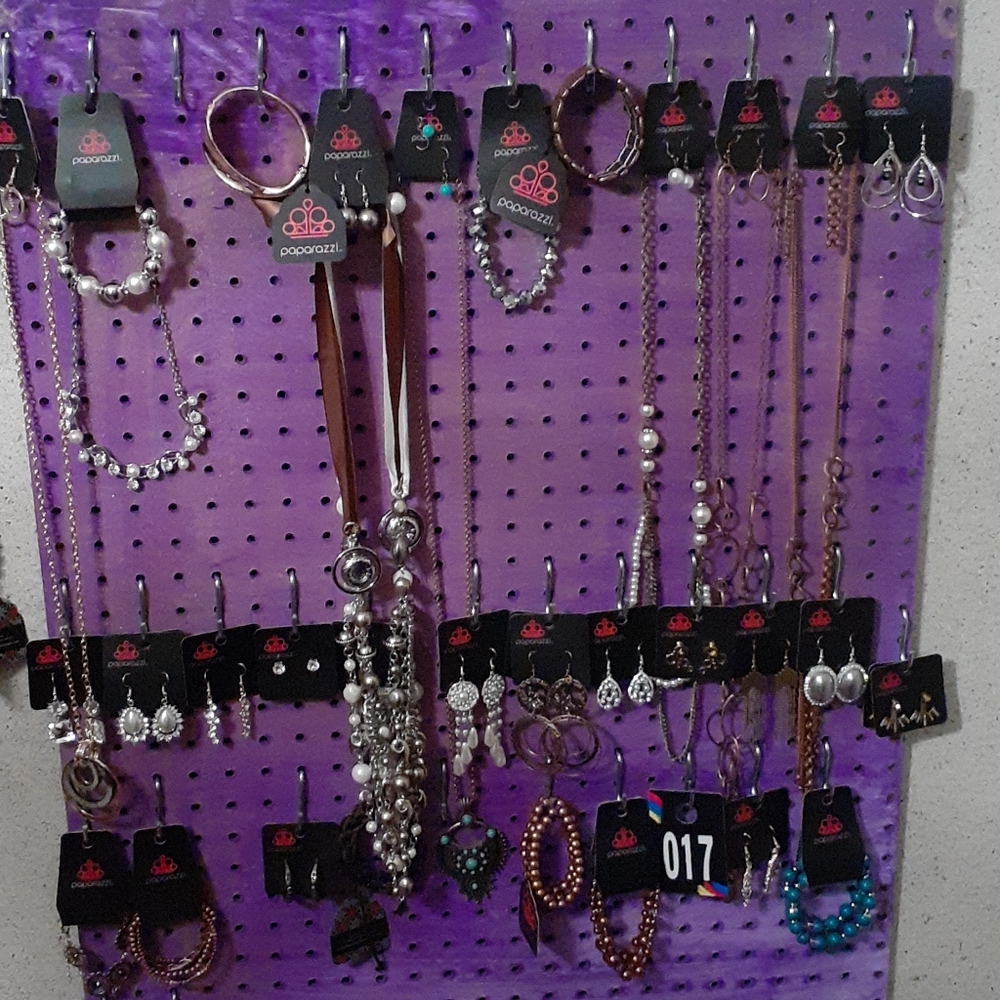 Paparazzi jewelry